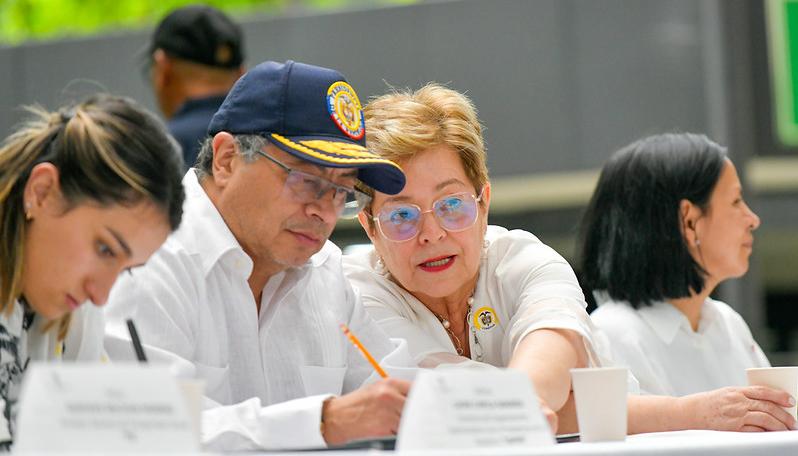 El Presidente Petro este jueves en Medellín con la ministra de Trabajo, Gloria Inés Ramírez