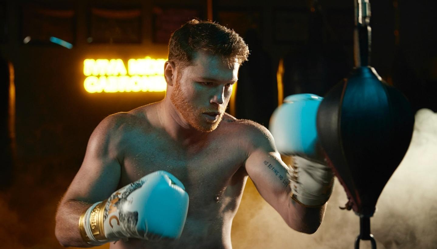 Saúl 'Canelo' Álvarez, campeón mundial súper mediano.