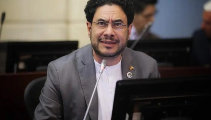 Senador, Iván Cepeda, negociador del Gobierno con el ELN