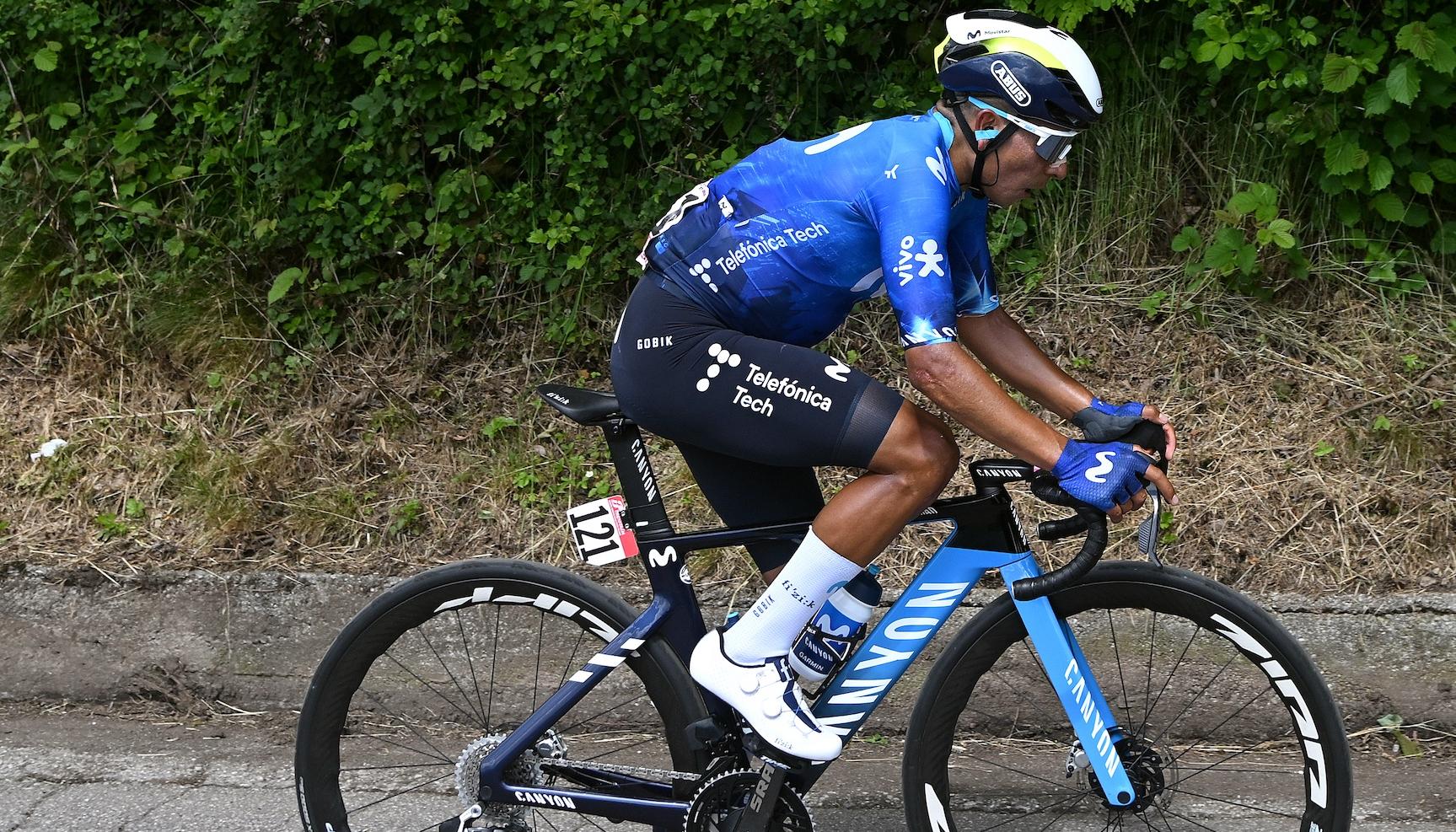Nairo Quintana no pudo coronar su escapada faltando 20 minutos para llegar a la meta