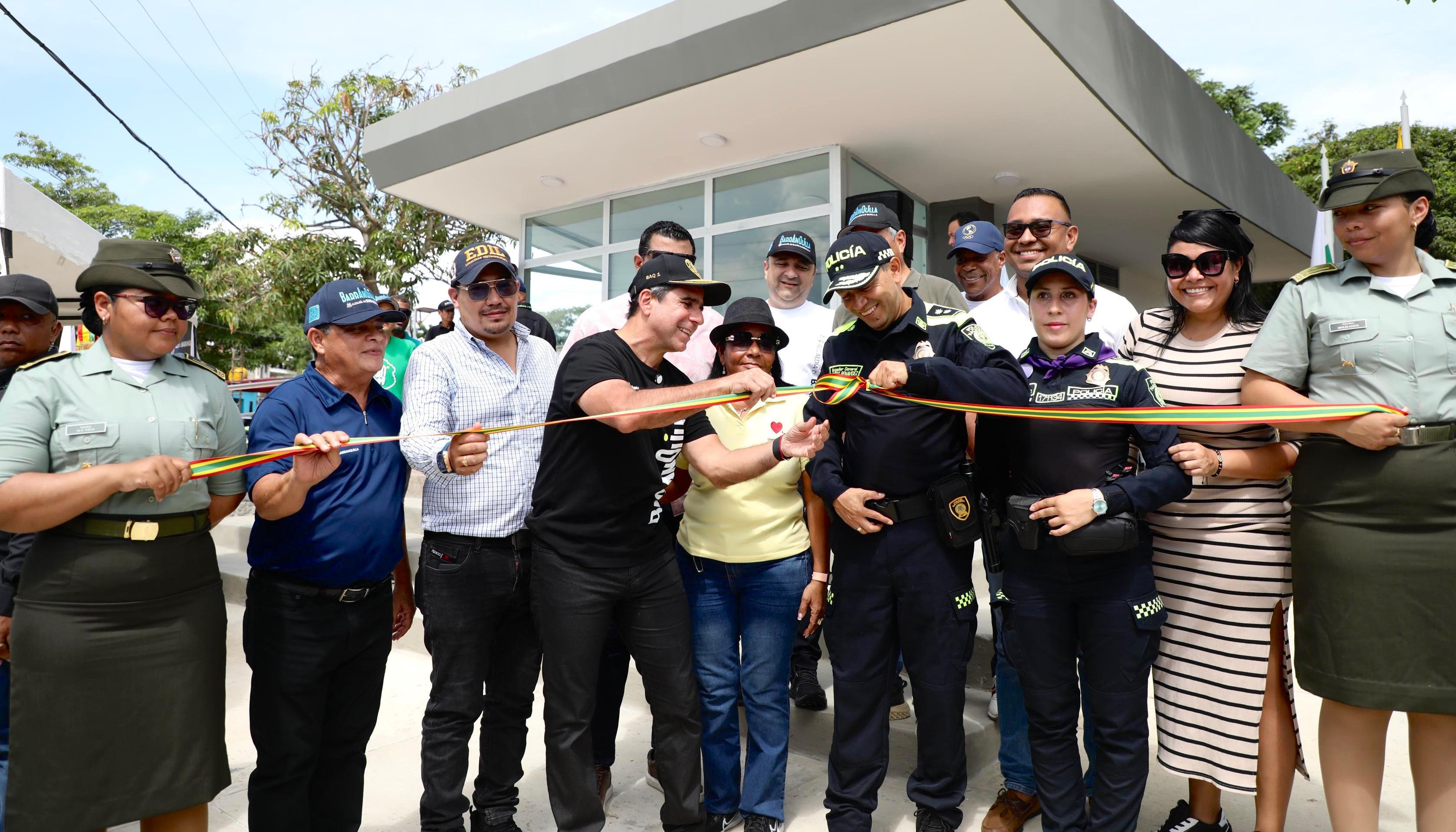Entrega del CAI en Santo Domingo.
