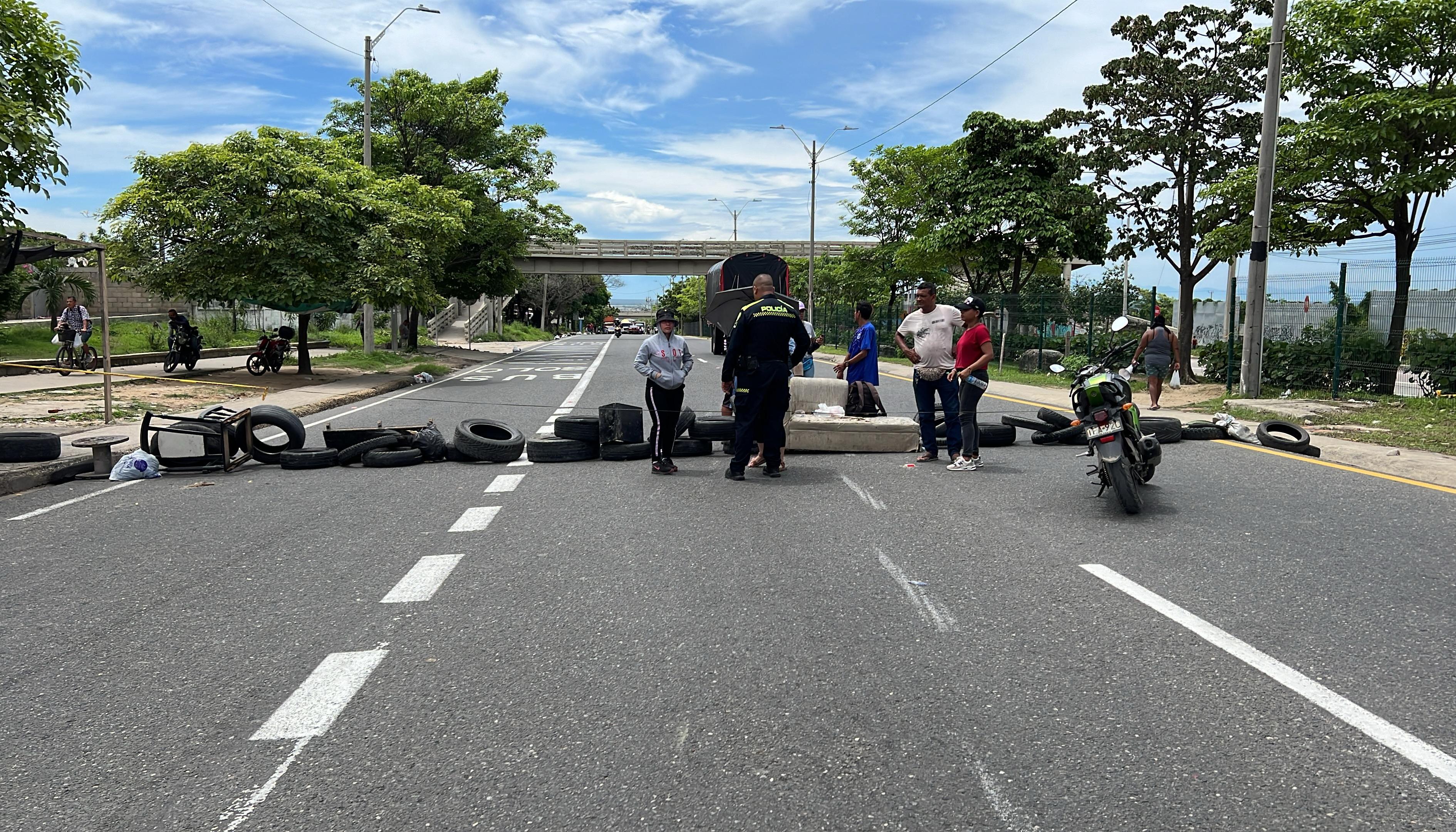Bloqueo en la Avenida Circunvalar.