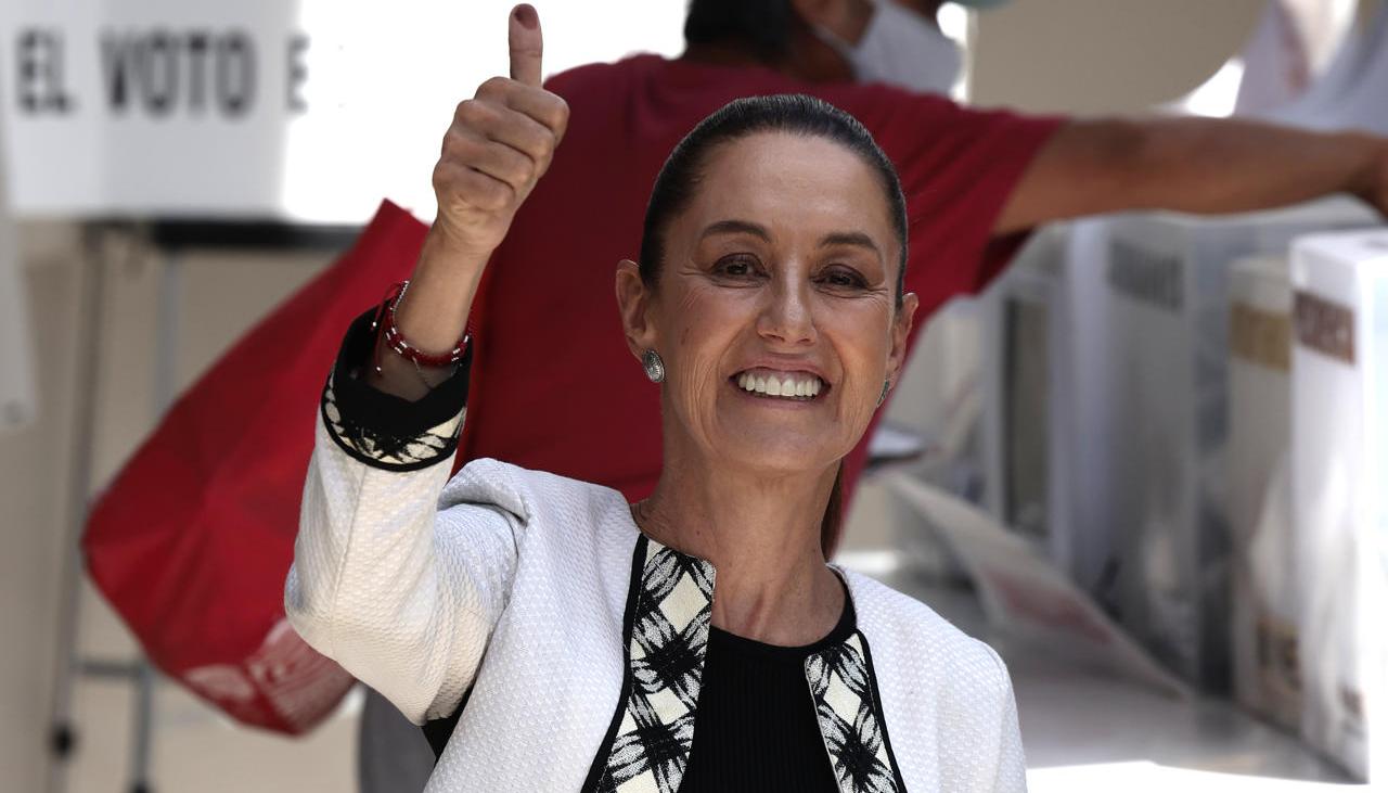 Claudia Sheinbaum, al momento de votar