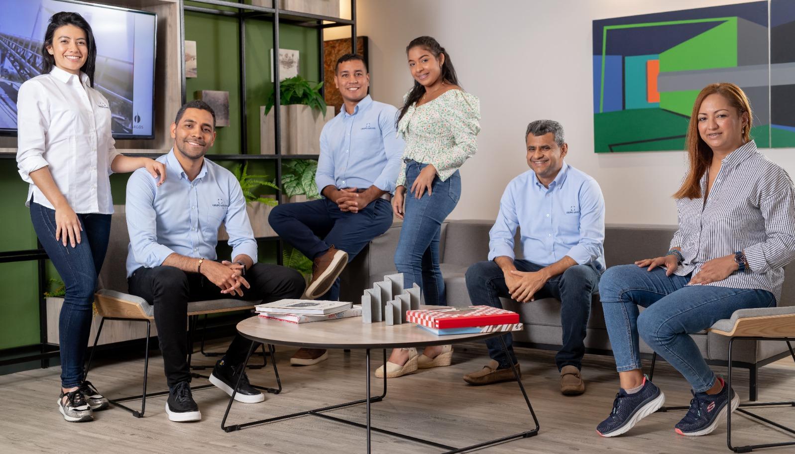 Colaboradores del Grupo Argos en Barranquilla.