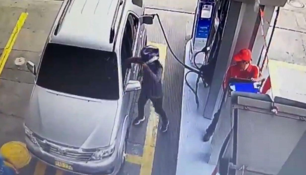 Hombre víctima de fleteo.