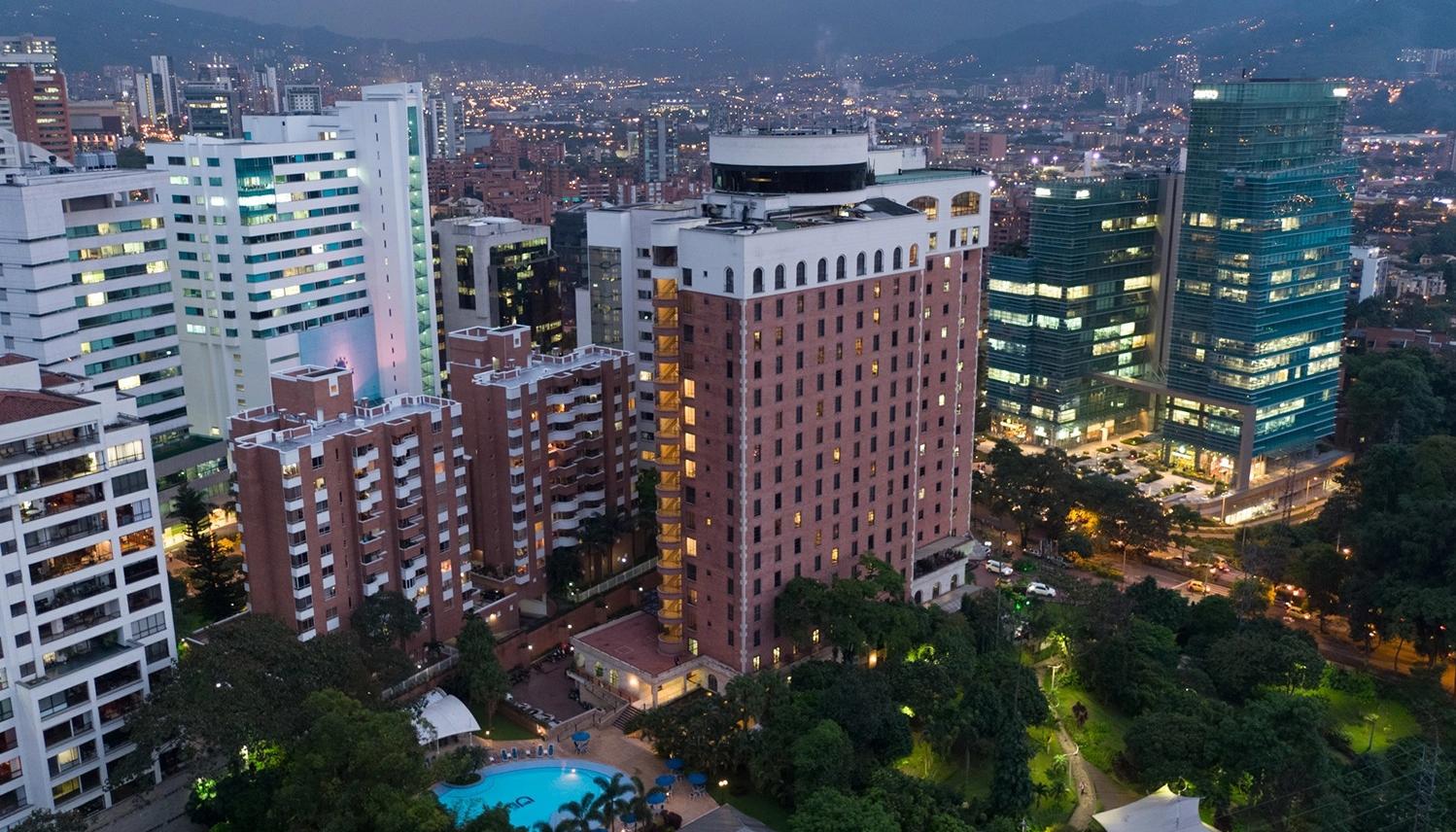 Empleados del hotel encontraron al extranjero.