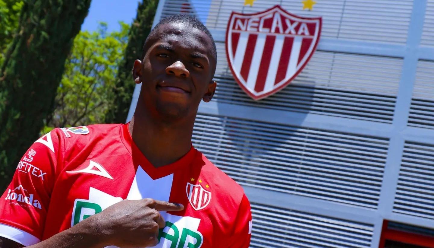 Andrés Colorado actuó durante un año en el Necaxa de México.