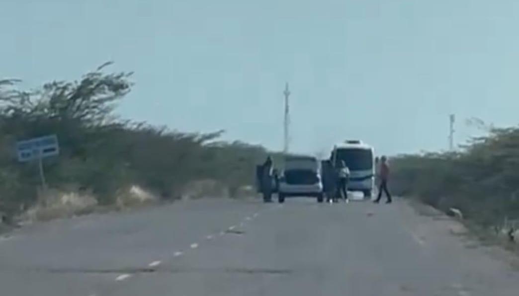Los delincuentes en plena Troncal se atraviesan con barricadas a los vehículos o les lanzan piedras para obligarlos a detenerse