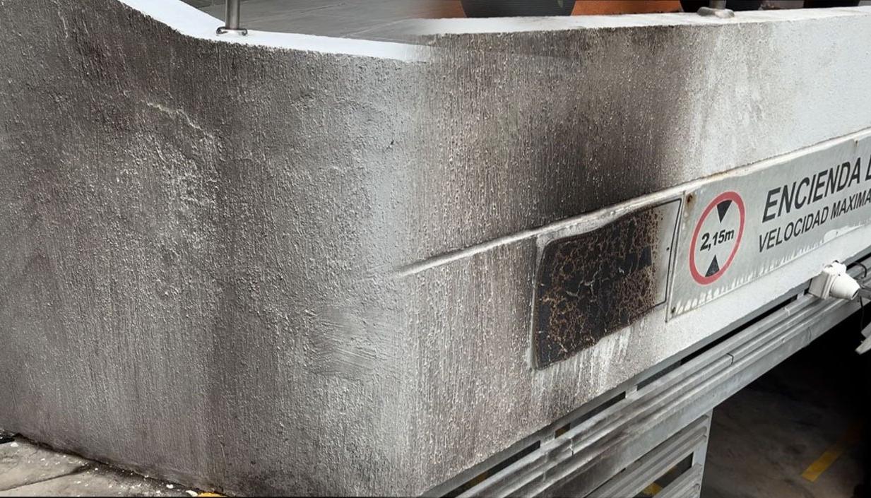Las bombas estallaron en el parqueadero, cerca de la recepción del conjunto residencial