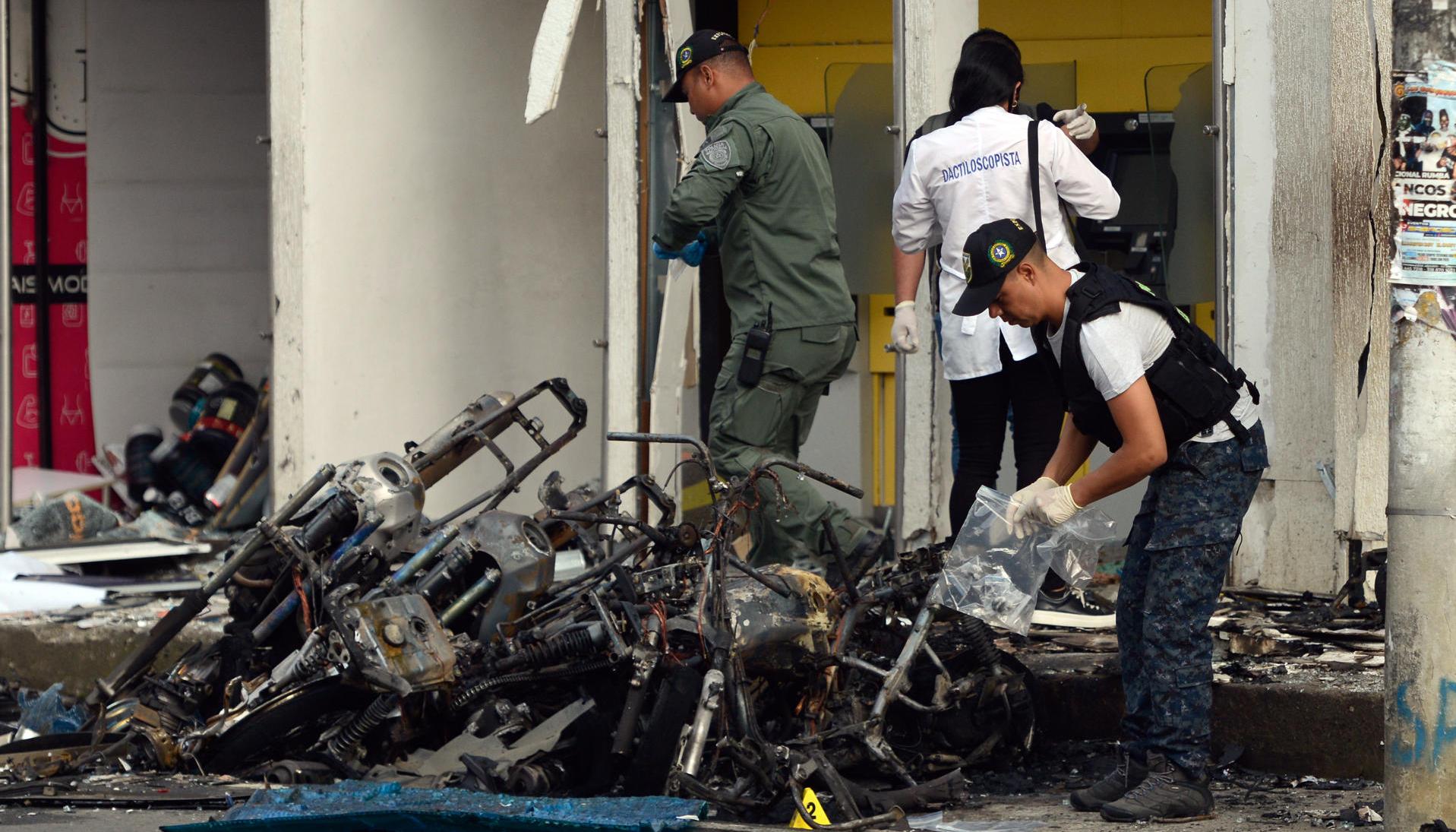 Atentado con moto-bomba dejó seis heridos.