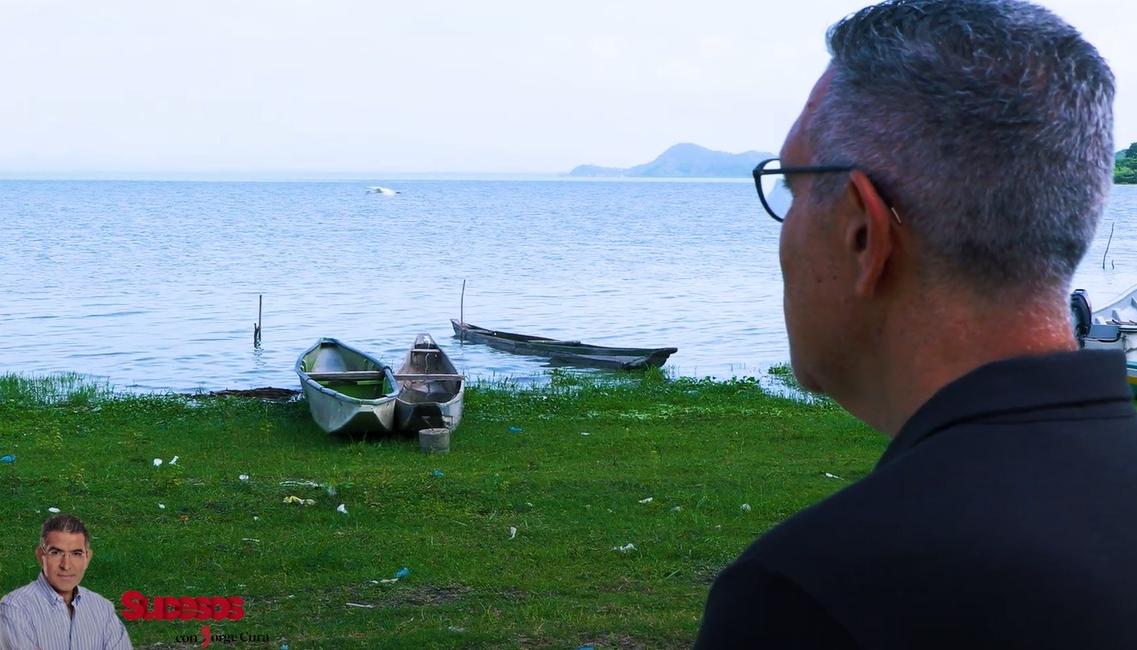 El periodista Jorge Cura en el embalse del Guájaro