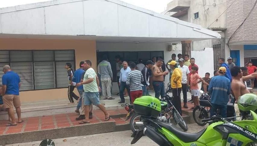La Policía de Sabanalarga se hizo presente en el imueble en donde ocurrieron los hechos