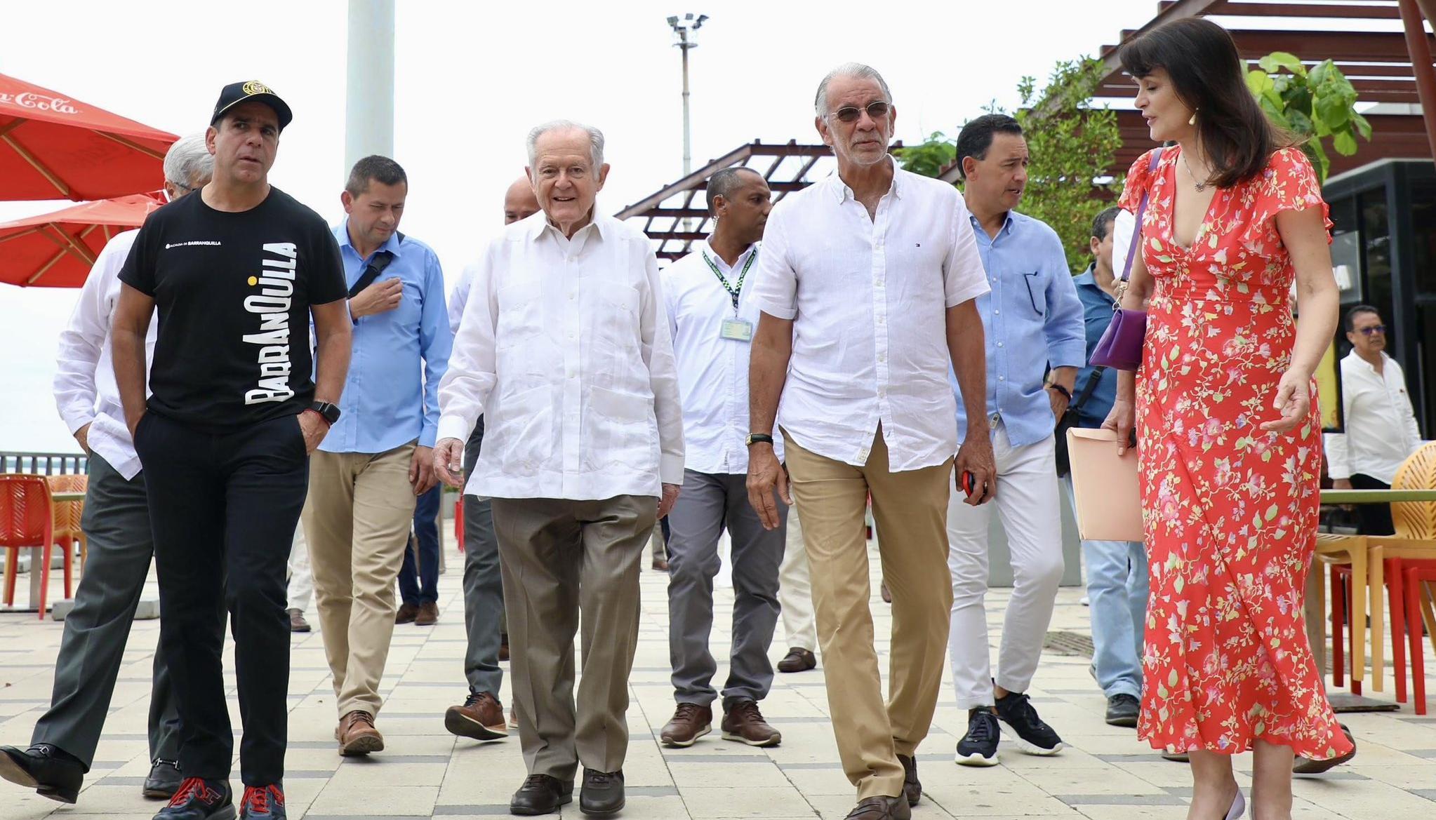 El empresario Luis Carlos Sarmiento Angulo con el alcalde Alejandro Char y el gobernador Eduardo Verano