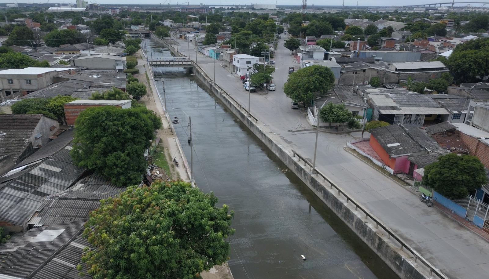 Vista aérea de lo que será el Malecón del Suroriente, sobre el arroyo de Rebolo