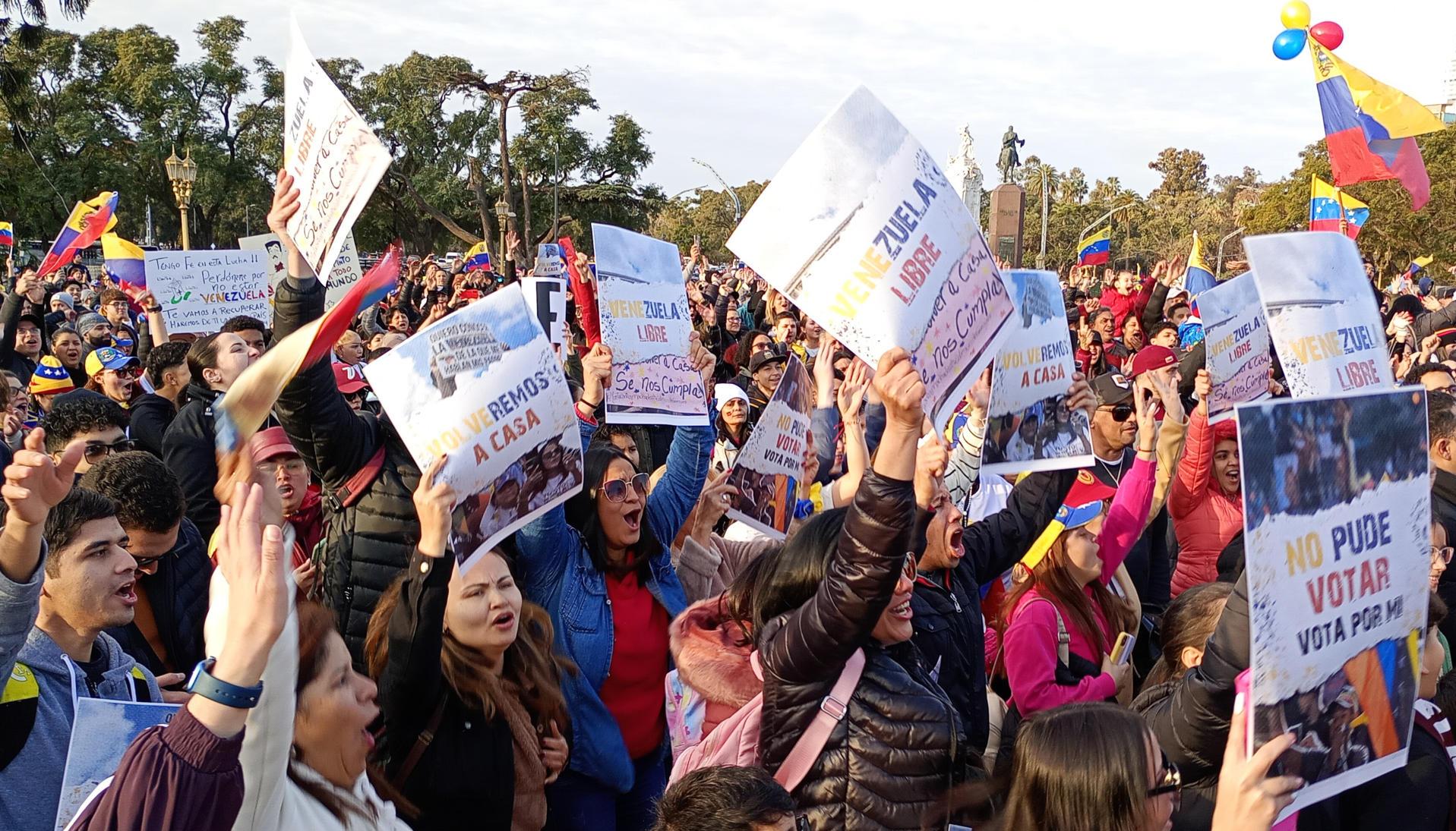 Ciudadanos venezolanos en Buenos Aires.