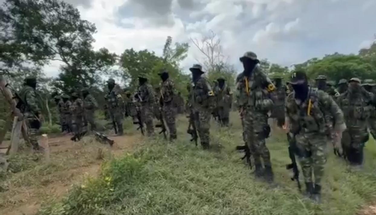 Integrantes de las Autodefensas Conquistadores de la Sierra. 