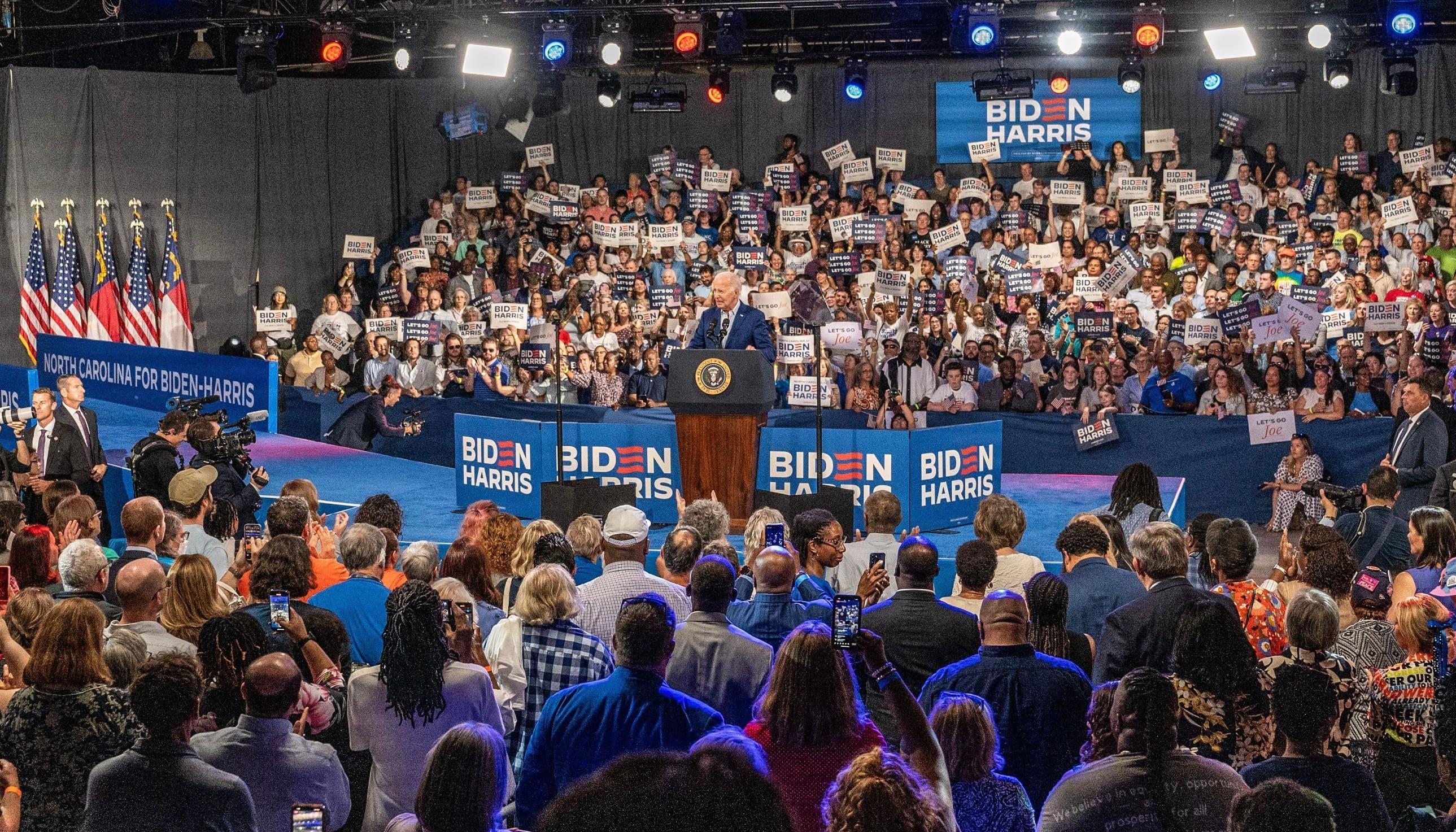 Biden en un encuentro con demócratas