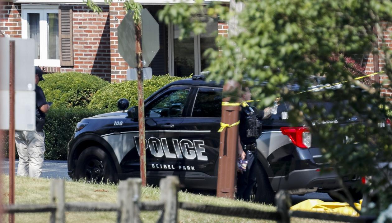 Policía allanó la casa del atacante.