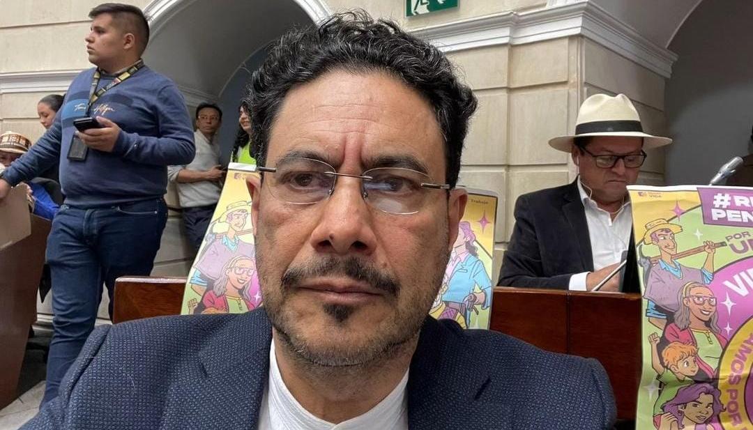 Senador Iván Cepeda.