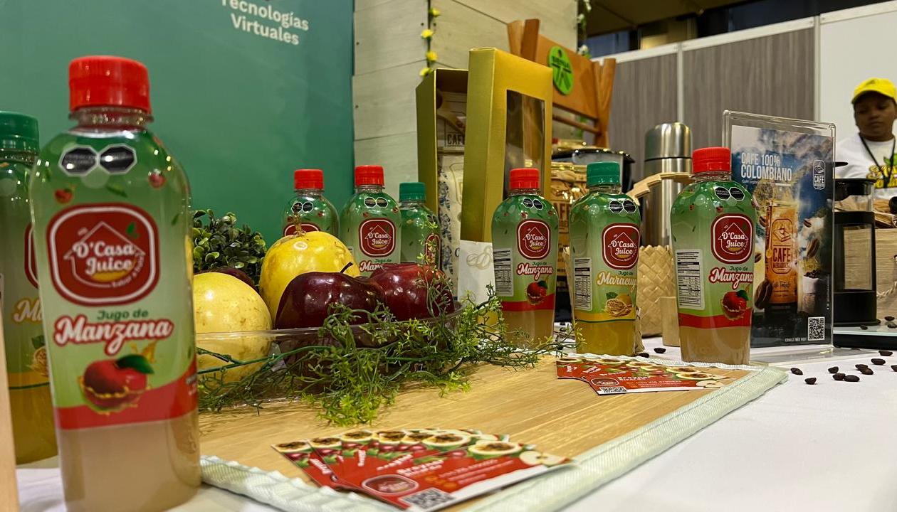 Stand de D'Casa Juice en Agroexpo Caribe 2024.