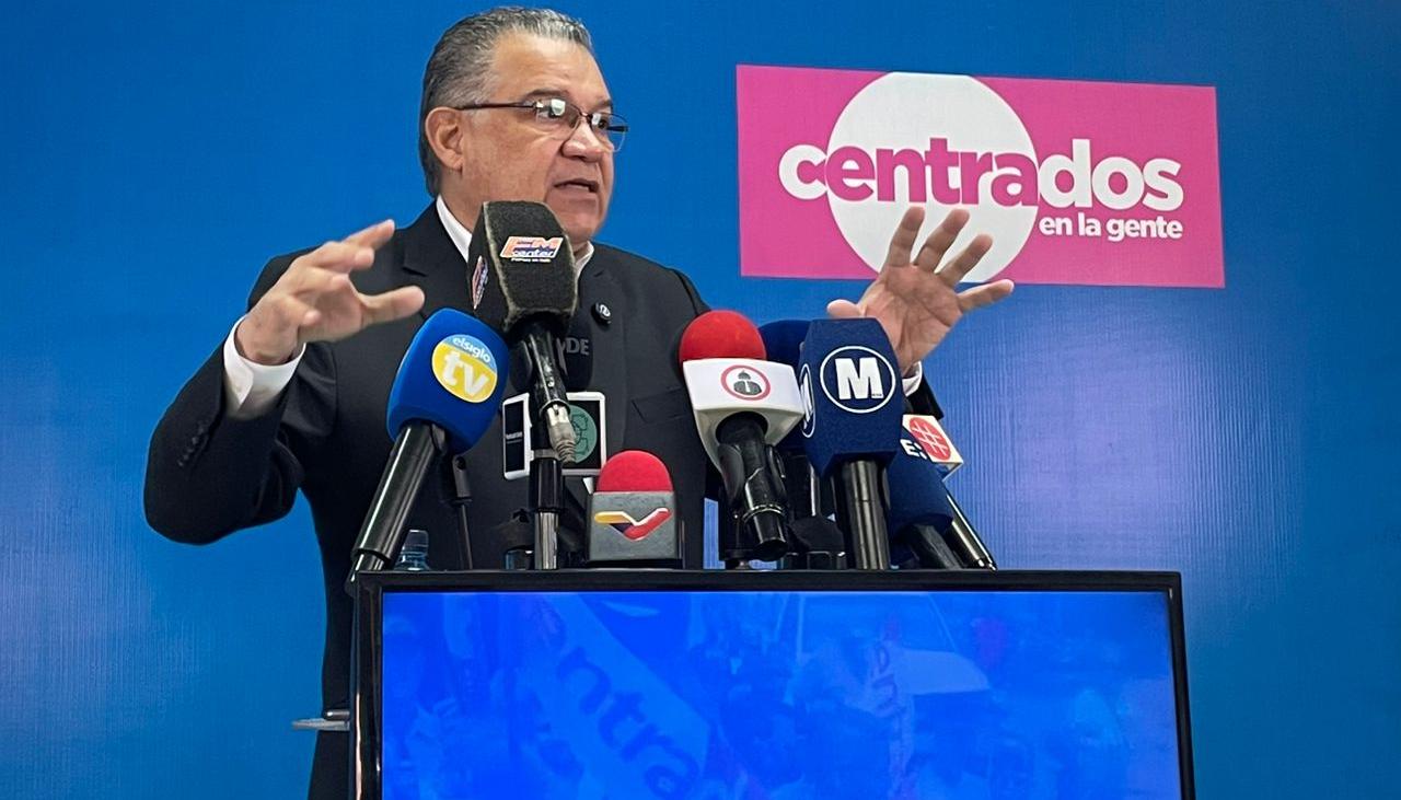 El candidato opositor Enrique Márquez.