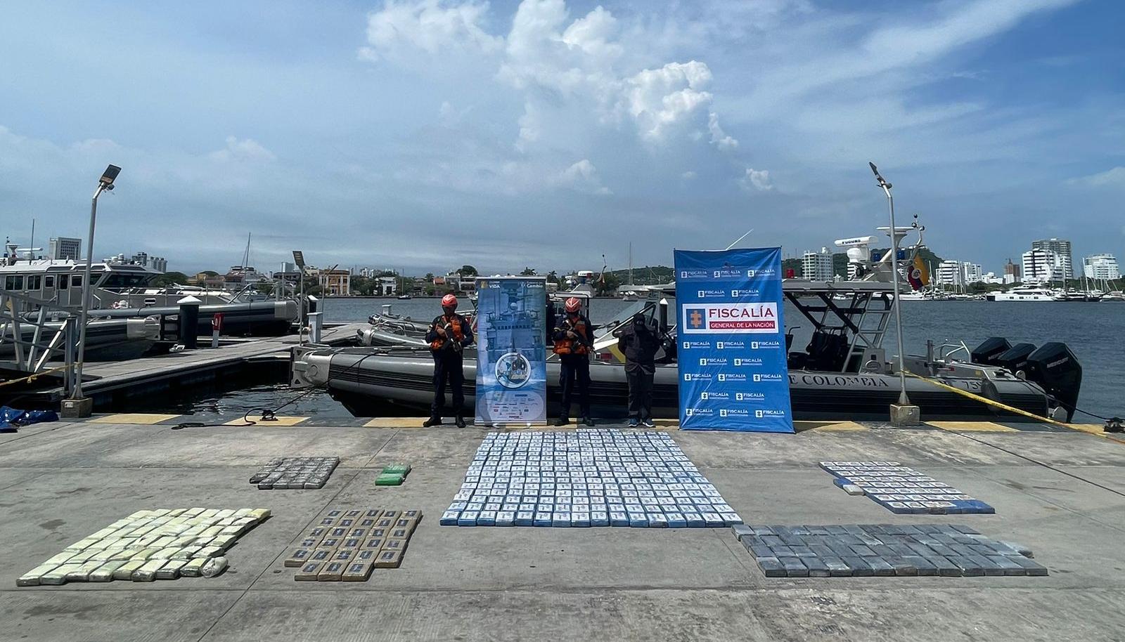 Cocaína incautada por la Armada Nacional. 