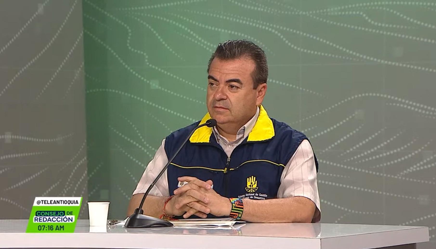 Olmedo López. 