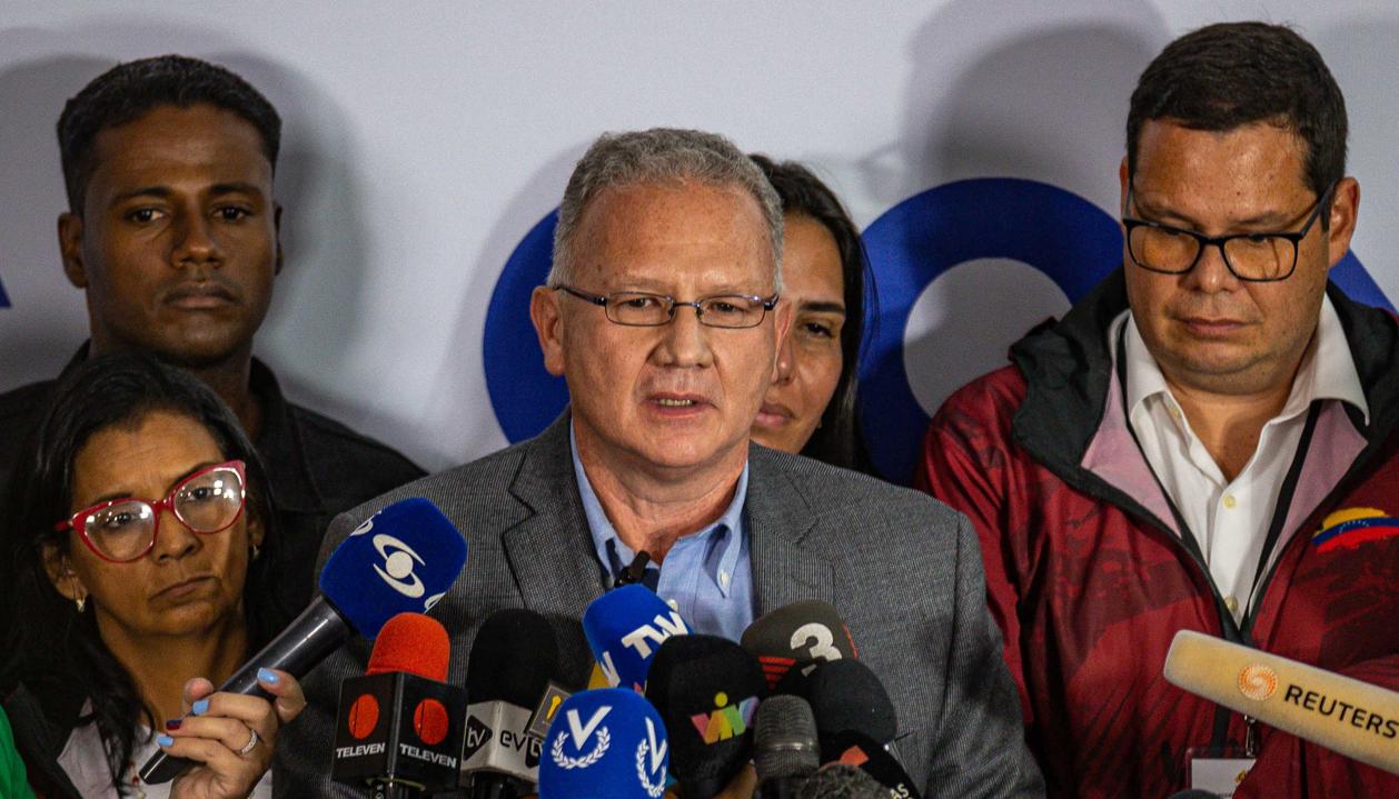 Perkins Rocha, vocero de la campaña de Edmundo González.