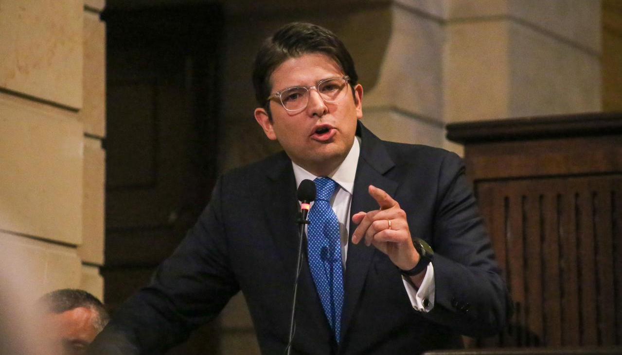 El senador Miguel Uribe.