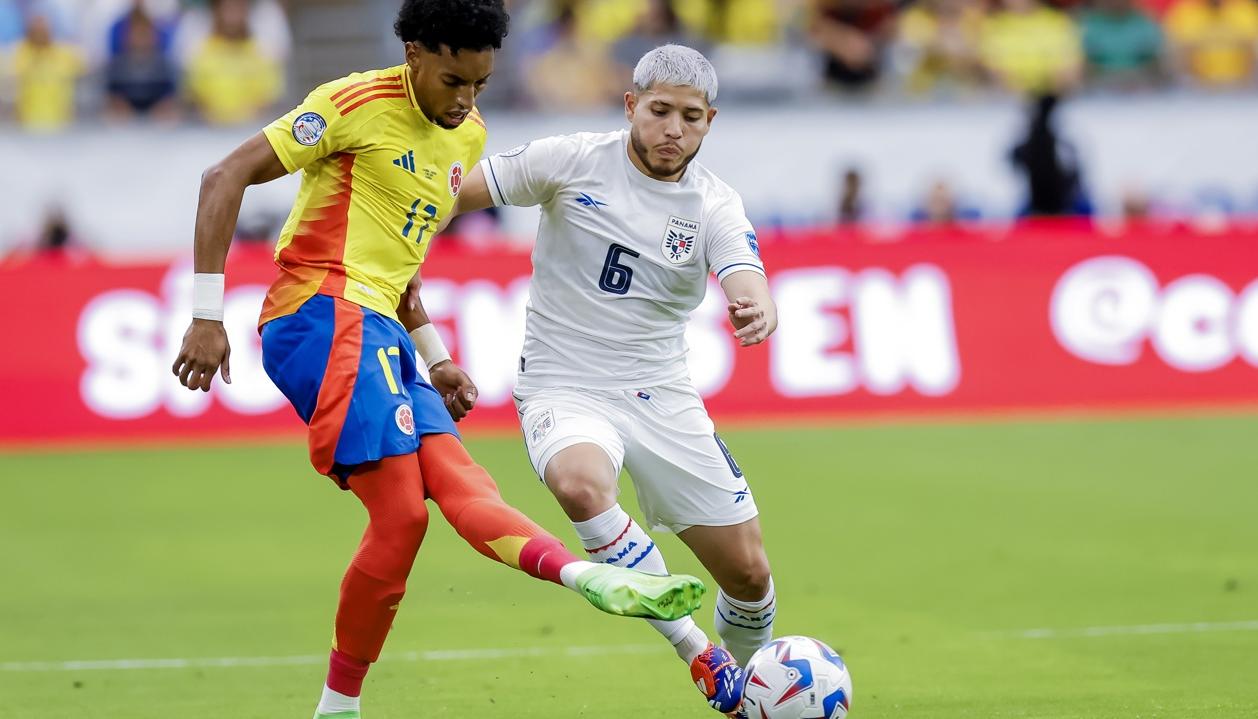 Johan Mojica durante el partido de cuartos de final contra Panamá. 