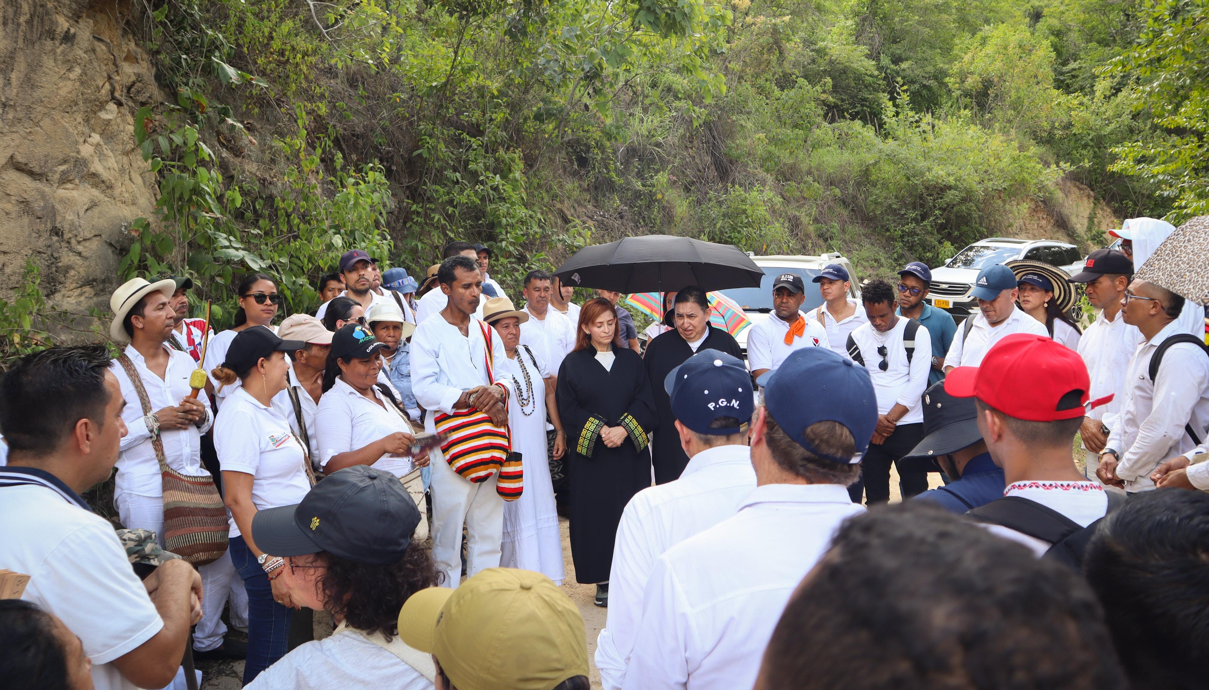 Recorrido de la JEP con la comunidad indígena en el caso Nohemí y Hermes.