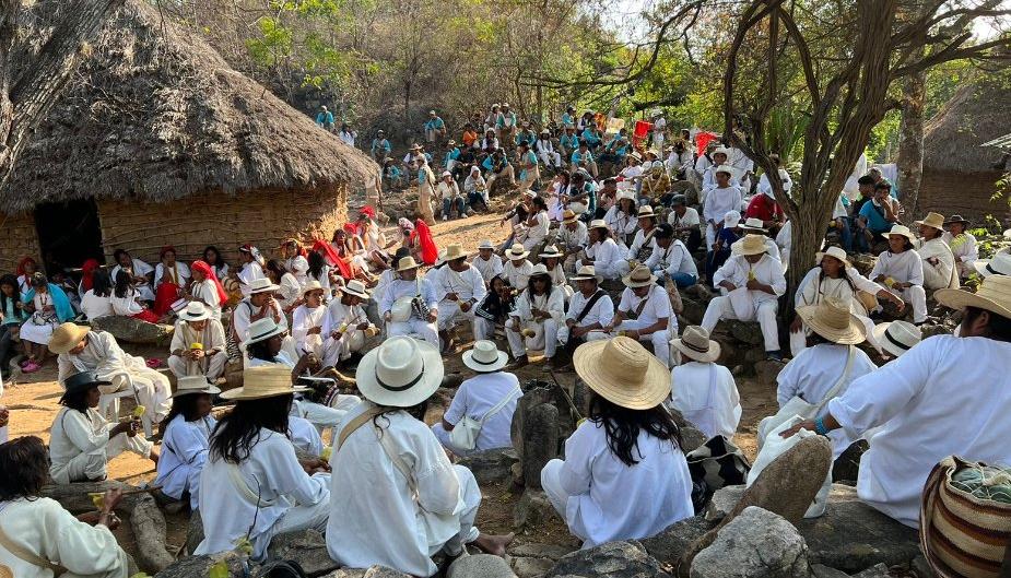 Pueblos indígenas deben ser protegidos.