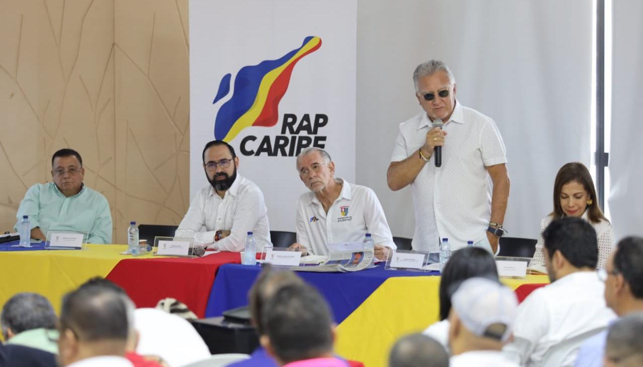 Cumbre energética sobre las  altastarifas en la Costa Caribe, celebrada en la Gobernación del Atlántico.