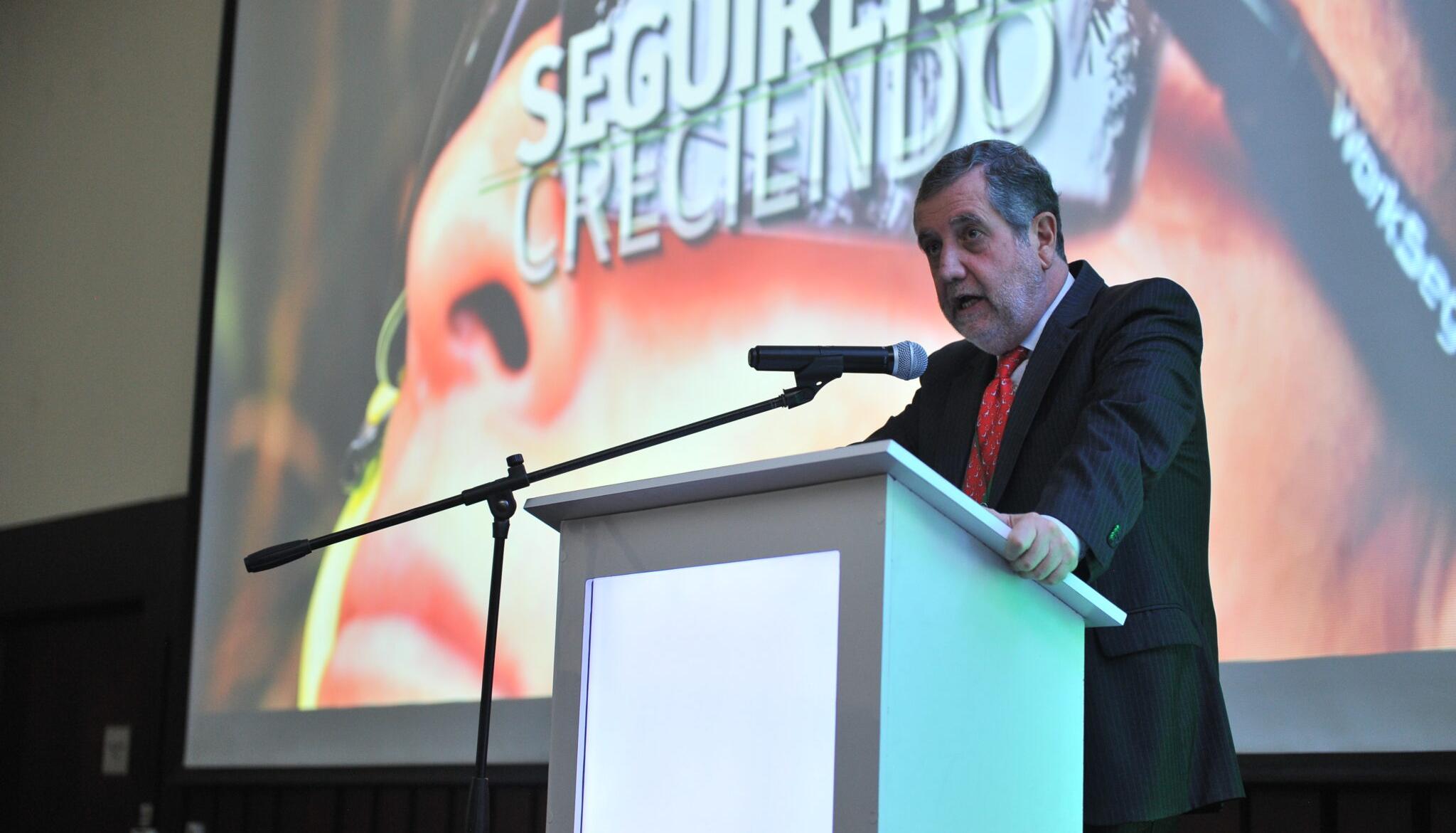 Carlos Alberto Zarruk Gómez, presidente ejecutivo de la CCE.