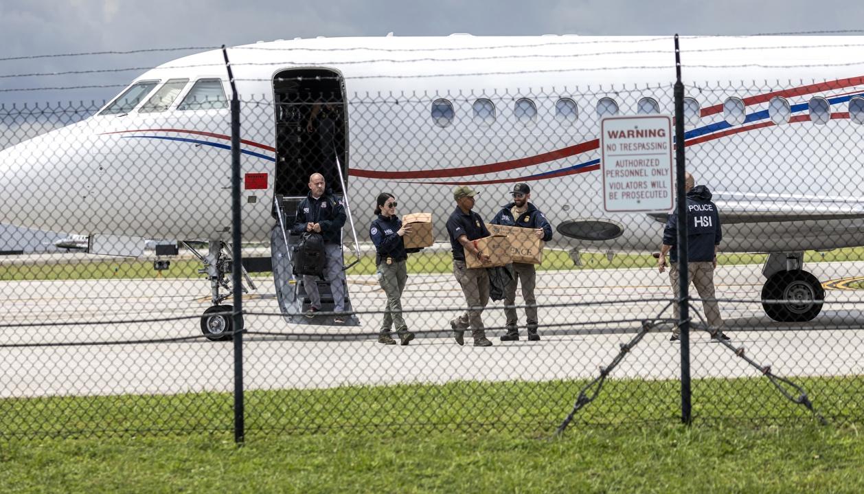 El avión confiscado.