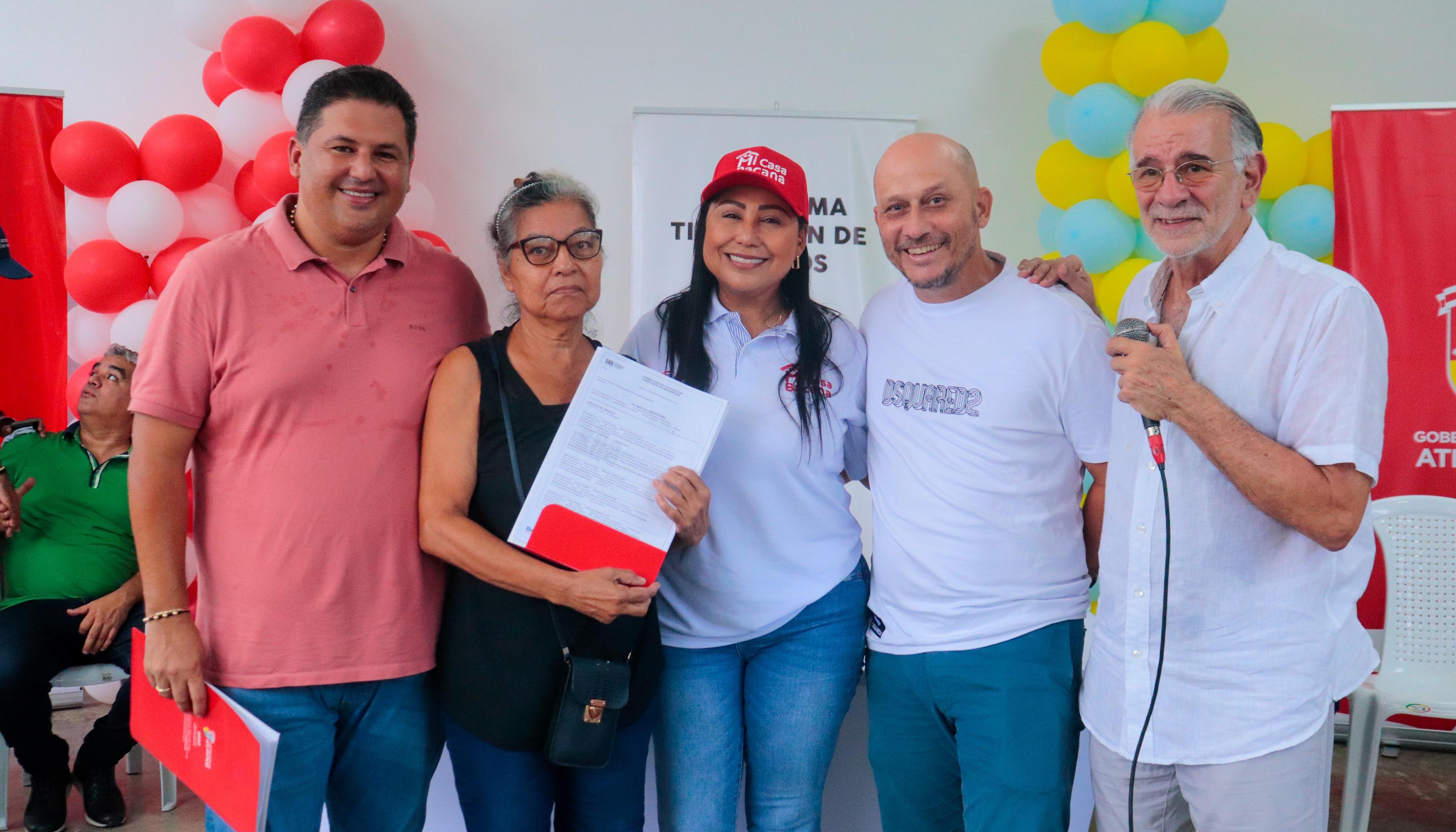 Durante el evento estuvo el alcalde municipal y el Gobernador del Atlántico. 