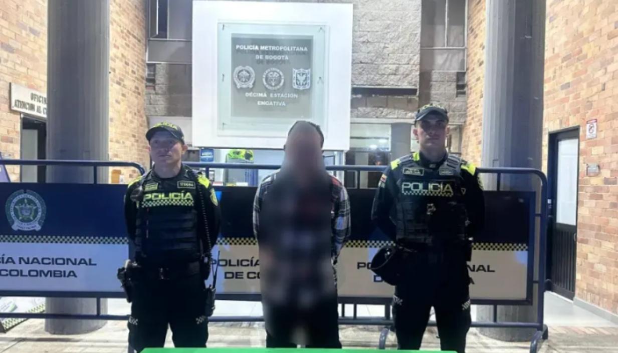 El padre de los niños fue capturado en flagrancia. 