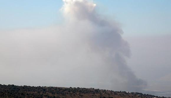 Columnas de humo por ataques en Israel.