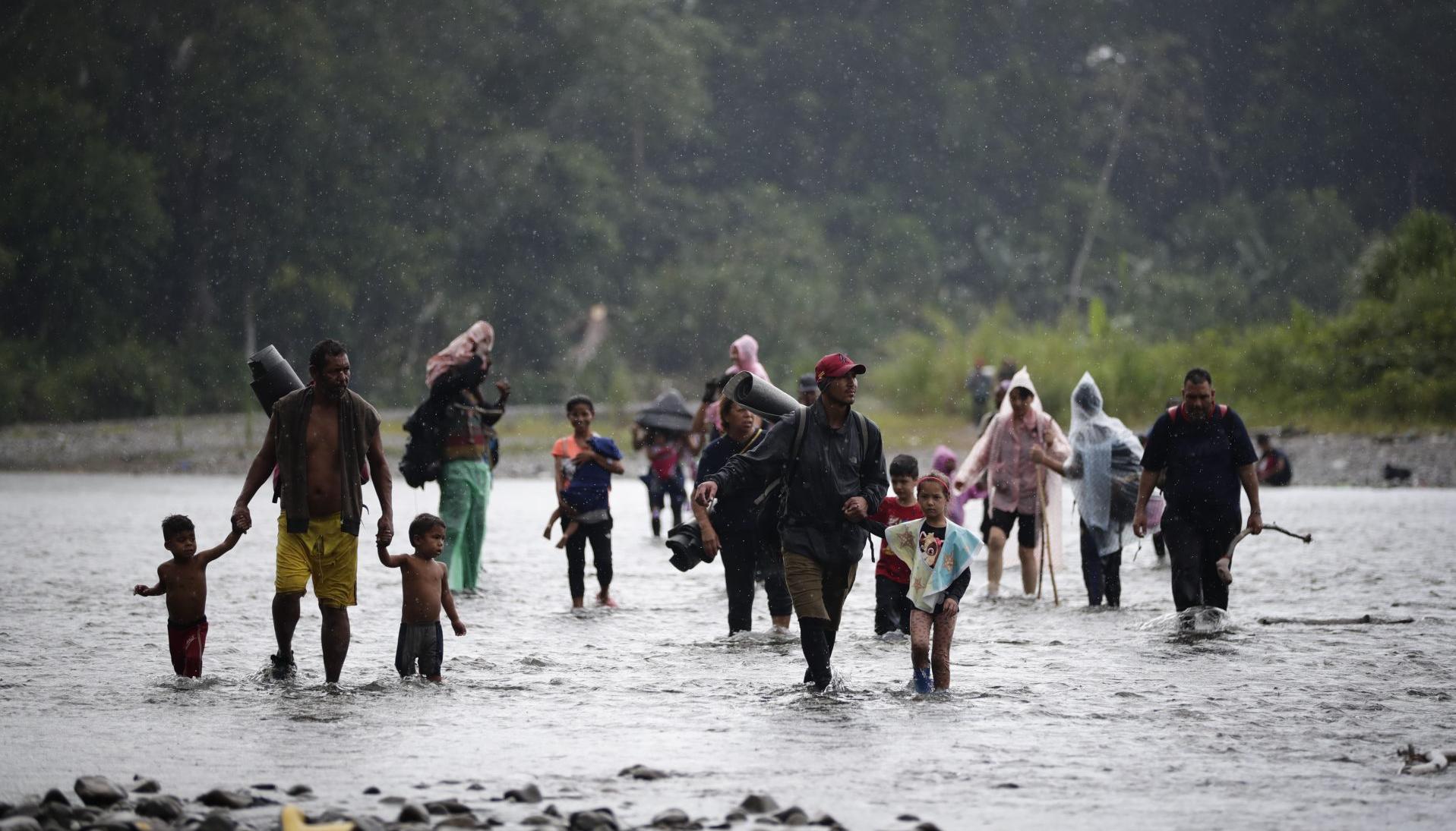 Los migrantes se han triplicado en su cruce por la selva del Darién, entre Colombia y Panamá. 