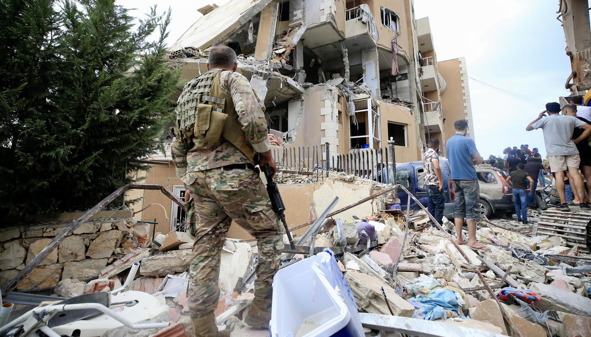 Edificio destruido en el sur de Beirut por ataque de Israel.