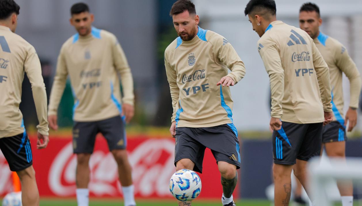 Lionel Messi durante un entrenamiento de Argentina, en Buenos Aires. 