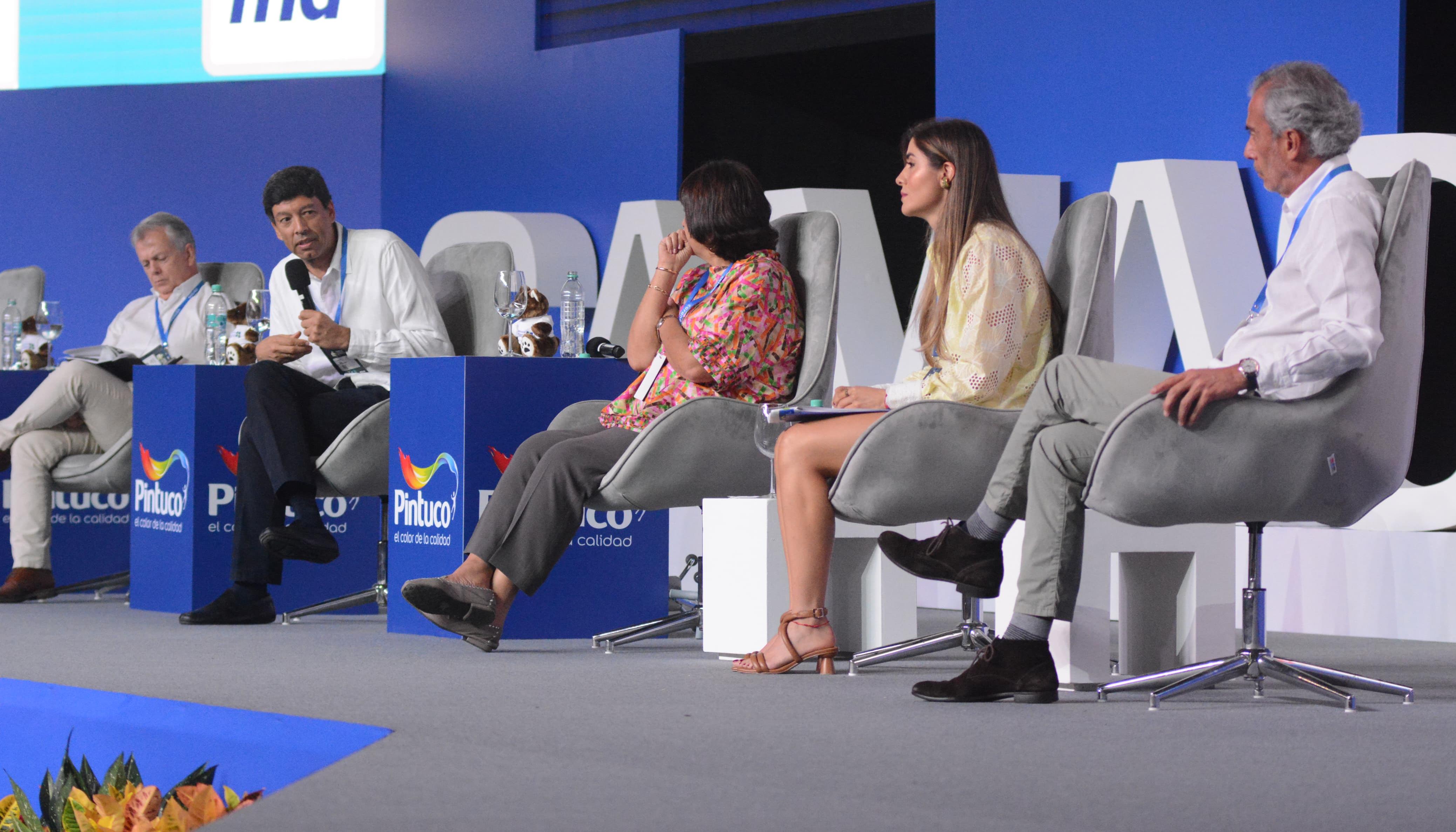 Panel con entidades bancarias