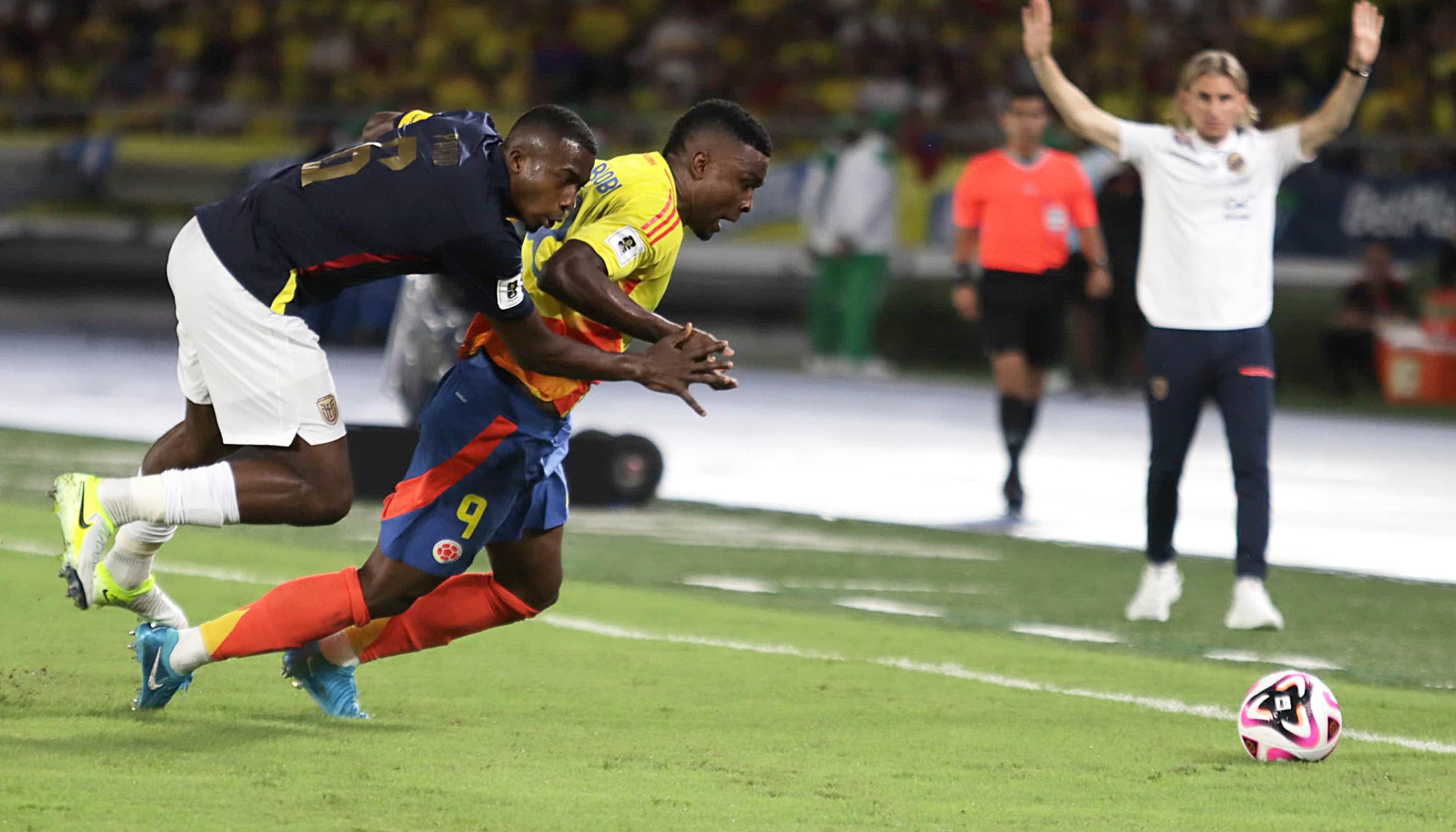 Jhon Córdoba, delantero de la Selección Colombia.