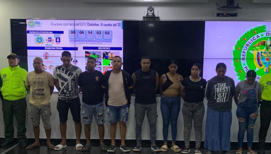 Los capturados por la Policía. 
