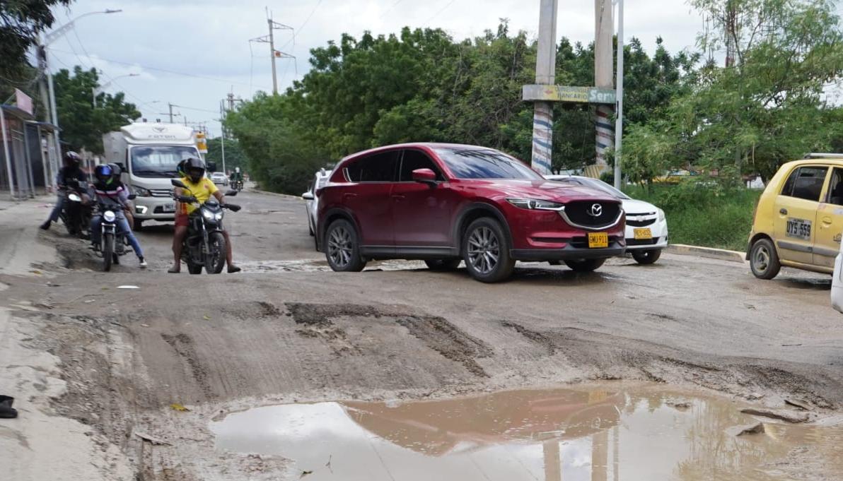 Aspecto del mal estado de la vía Circunvalar entre la Murillo y Calle 30.