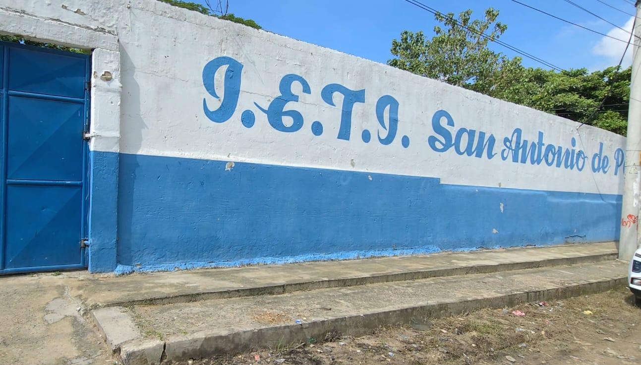 El colegio San Antonio de Padua.