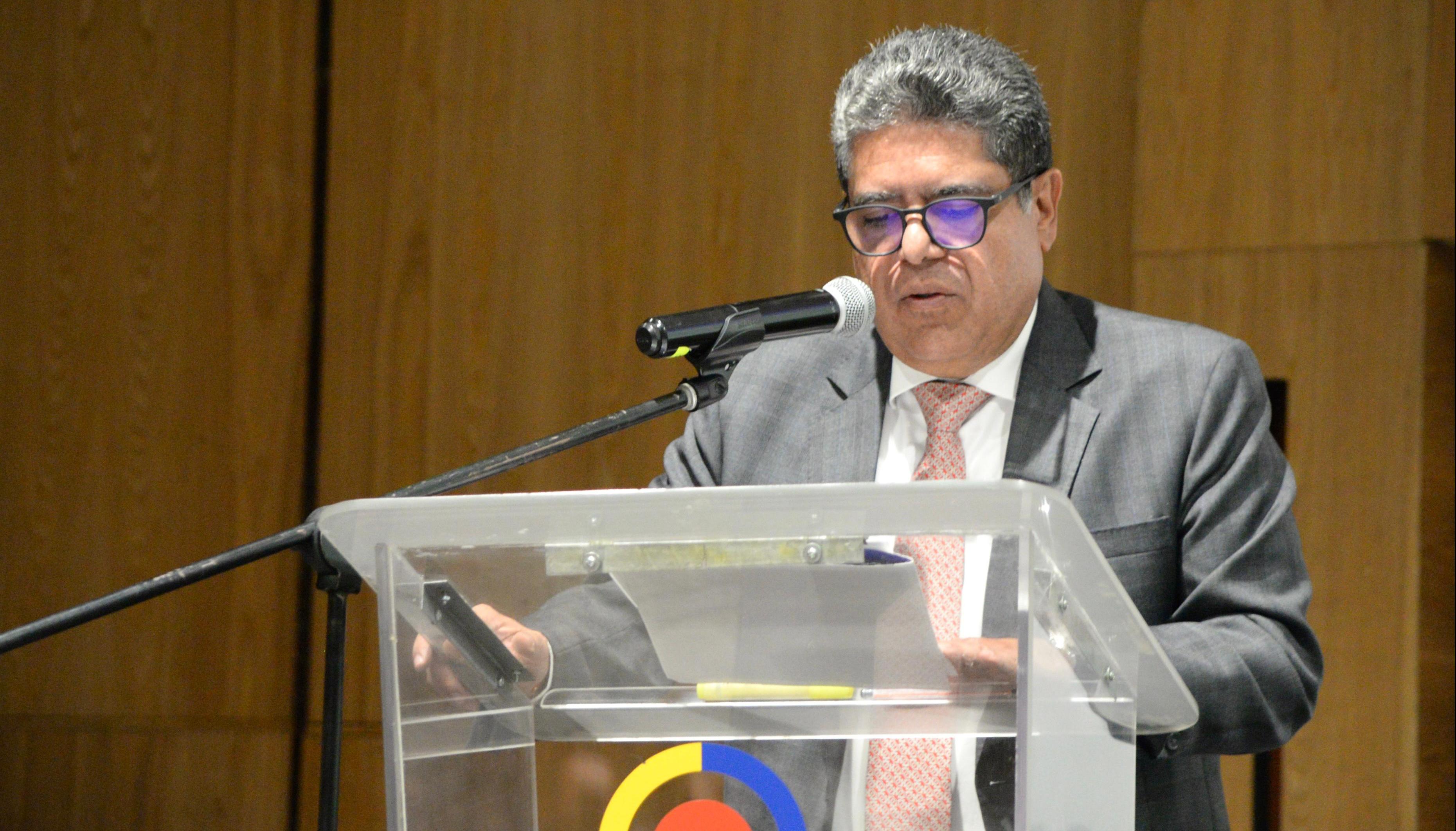 El Contralor General de la República, Carlos Hernán Rodríguez.
