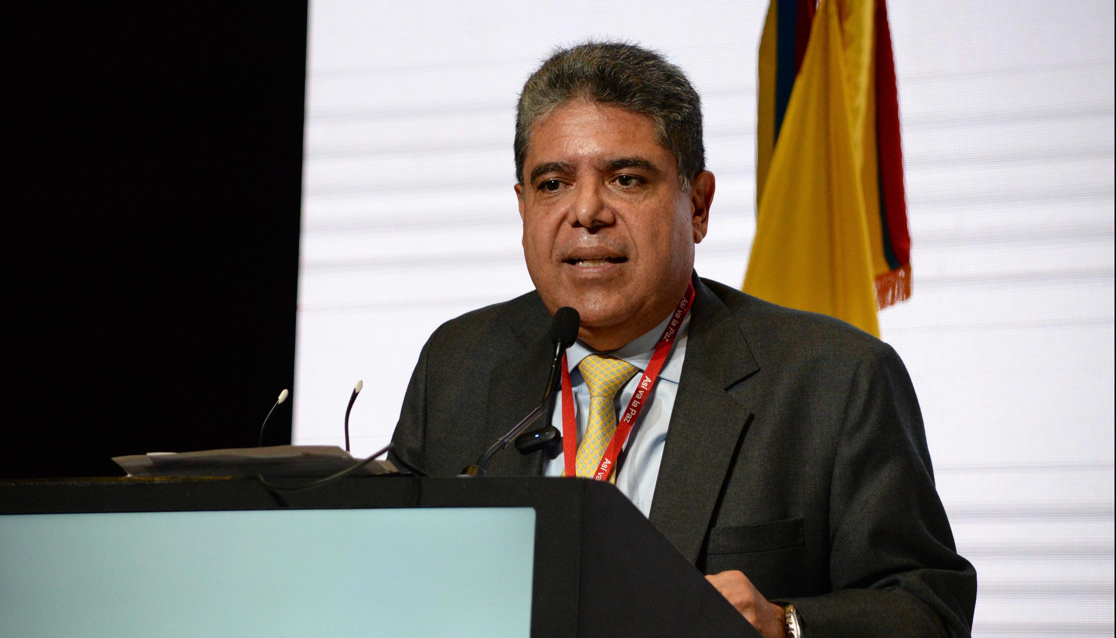 Carlos Hernán Rodríguez, contralor general.