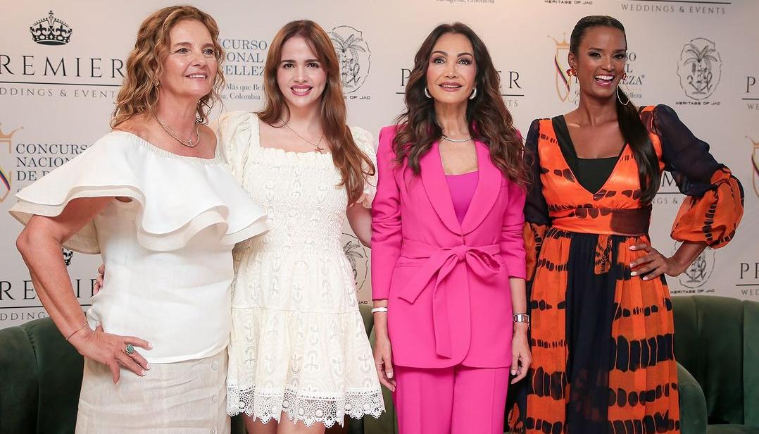 Shirley Sáenz Starnes, Marianella Maal Pacini, Patricia López Ruíz, Vanessa Alexandra Mendoza.