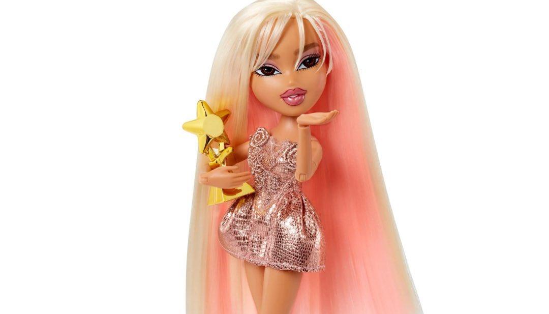 Muñeca Bratz de Karol G.